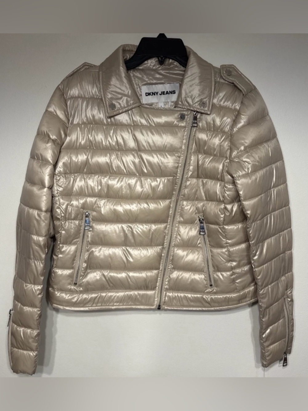 DKNY Jeans Cropped Puffer Jacket XL Beige Gold Moto Zip Lightweight Women’s NWT